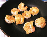 簡単！海老とアスパラの塩炒め。弁当にも。作り方3写真