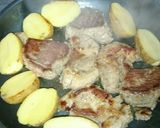 ビール&トマト缶で！豚肉の煮込み♪作り方3写真