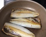 サバのごまマヨ焼き。夜遅いパパの分まで！作り方1写真
