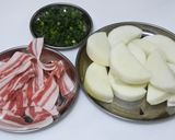 大根と豚肉のみそ炒め作り方1写真