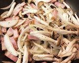 しめじ入り厚切りベーコンカルボナーラ作り方3写真