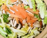 オニオン＆鶏野菜鍋●玉ネギのかくれんぼ鍋作り方2写真