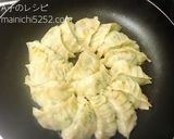 キャベツも白菜も。鶏ひき肉のパリパリ餃子作り方10写真