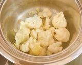 カリフラワーのマヨクミン炒め(動画有)作り方2写真