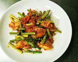 鶏肉とニンニクの芽のキムチ炒め作り方6写真