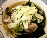 簡単！ネギとわかめたっぷりの肉そば作り方6写真