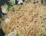 簡単！めんつゆ醤油ピリッと焼きそば☆作り方2写真