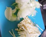 ☆お手頃！ご飯がススム！ガリバタ鶏炒め☆作り方1写真