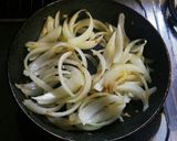 【簡単おつまみ】玉ねぎのニンニク味噌炒め作り方4写真