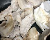 豚バラのニンニク&バジル炒め♪作り方4写真