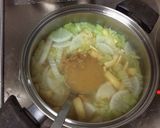 旬の美味しさ！大根と白菜のお味噌汁作り方5写真