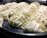 白菜入ホットプレート餃子作り方6写真