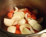 圧力鍋で♪手羽元と根菜の柚子ポン酢スープ作り方1写真