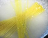 せりと舞茸ごぼうの和風パスタ作り方9写真