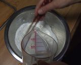 道産小麦粉で☆手作り餃子　の皮作り方1写真