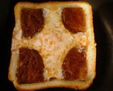 マルシンハンバーグと目玉焼きのトースト作り方7写真