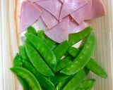 きぬさや、ハム、コーンのバター醤油炒め♡作り方1写真