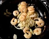 焦がしにんにく香る海老のフォー作り方5写真