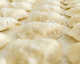 ほんっとに簡単！もちもち手作り餃子の皮。作り方6写真