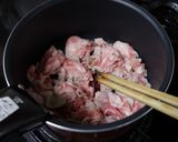 さつまいもと豚肉の炒め煮♪作り方3写真