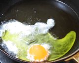 スペイン風オリーブ油が香る目玉焼き：覚書作り方3写真