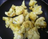 手軽にもう一品！カリフラワーのカレー炒め作り方3写真