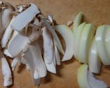 簡単❁鶏むね肉とエリンギの粒マスタード煮作り方1写真