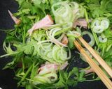 パクハム(パクチーとハムの炒め物)作り方3写真