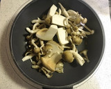 風味広がる♪きのこの柚子胡椒とチーズ炒め作り方1写真