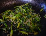 ご飯がすすむ☆かぶの葉のじゃこ炒め作り方3写真