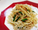 簡単味付け【モヤシとニンニクの芽炒め】作り方2写真