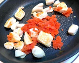 とろとろチーズのささみとたらこの卵炒め作り方1写真