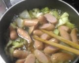簡単♪白菜＆ウィンナーの卵とじ鍋＾−＾♪作り方1写真