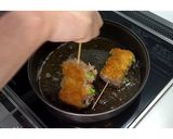 おつまみに！豚巻き竹輪の串カツ★動画あり作り方18写真