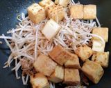 節約簡単今日の夕飯!厚揚韮挽肉もやし炒め作り方6写真