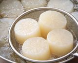 胃に優しい「とろとろ大根と鶏そぼろ煮」作り方4写真