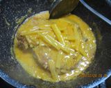 セロリと鶏もも肉のクリーム煮😋作り方4写真