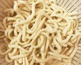 ウインナー＆しめじ入り焼きうどん作り方2写真