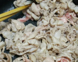 簡単！いりこ出汁☆豚コマ絹揚げ豆腐の煮物作り方3写真