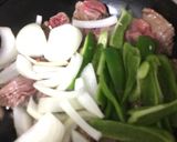 牛肉とピーマンのジンジャーオイスター炒め作り方3写真