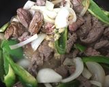 牛肉とピーマンのジンジャーオイスター炒め作り方4写真
