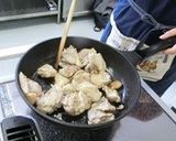 プチヴェールとチキンのトマト煮～秋葉区～作り方2写真