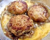 ふわふわ!豆腐ハンバーグ丼(卵とじ)作り方3写真