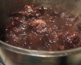 簡単にセレブ♪牛のホホ肉赤ワイン煮＾＾作り方2写真