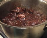 簡単にセレブ♪牛のホホ肉赤ワイン煮＾＾作り方3写真