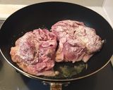 とにかく簡単！鶏肉のトマト煮込み♡作り方2写真