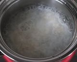 酒粕クリームでほうれん草とウズラの味噌汁作り方2写真