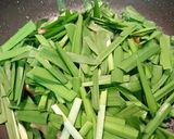 ニラと鶏もも肉さっぱり炒め作り方3写真