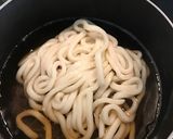 辛さもマイルド、豚キムチ温玉うどん！作り方2写真