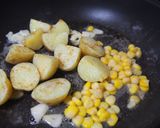 じゃが芋とコーンのバターソテー♪作り方6写真